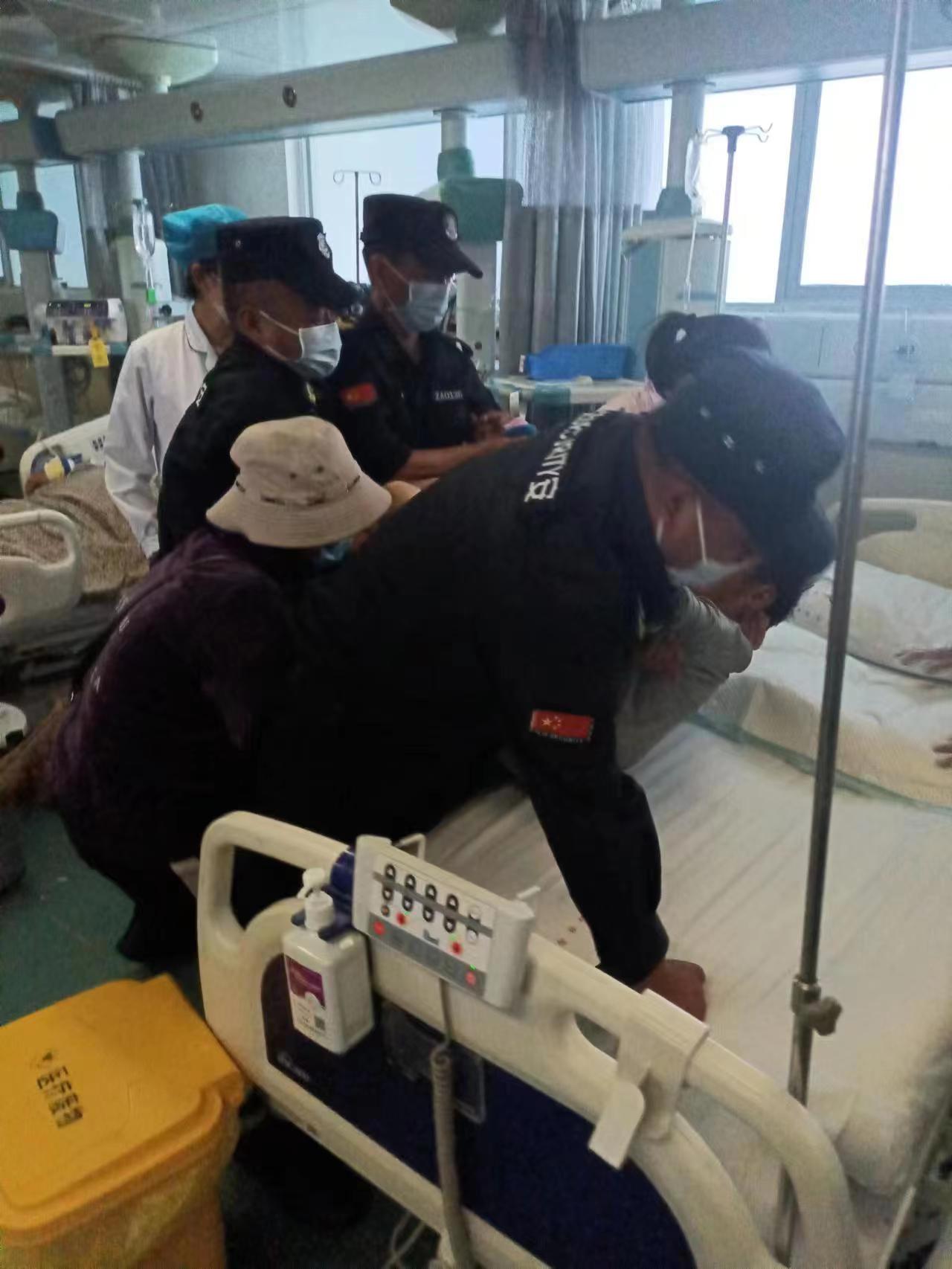 言拙质朴赞保安、护卫院区不简单1.jpg